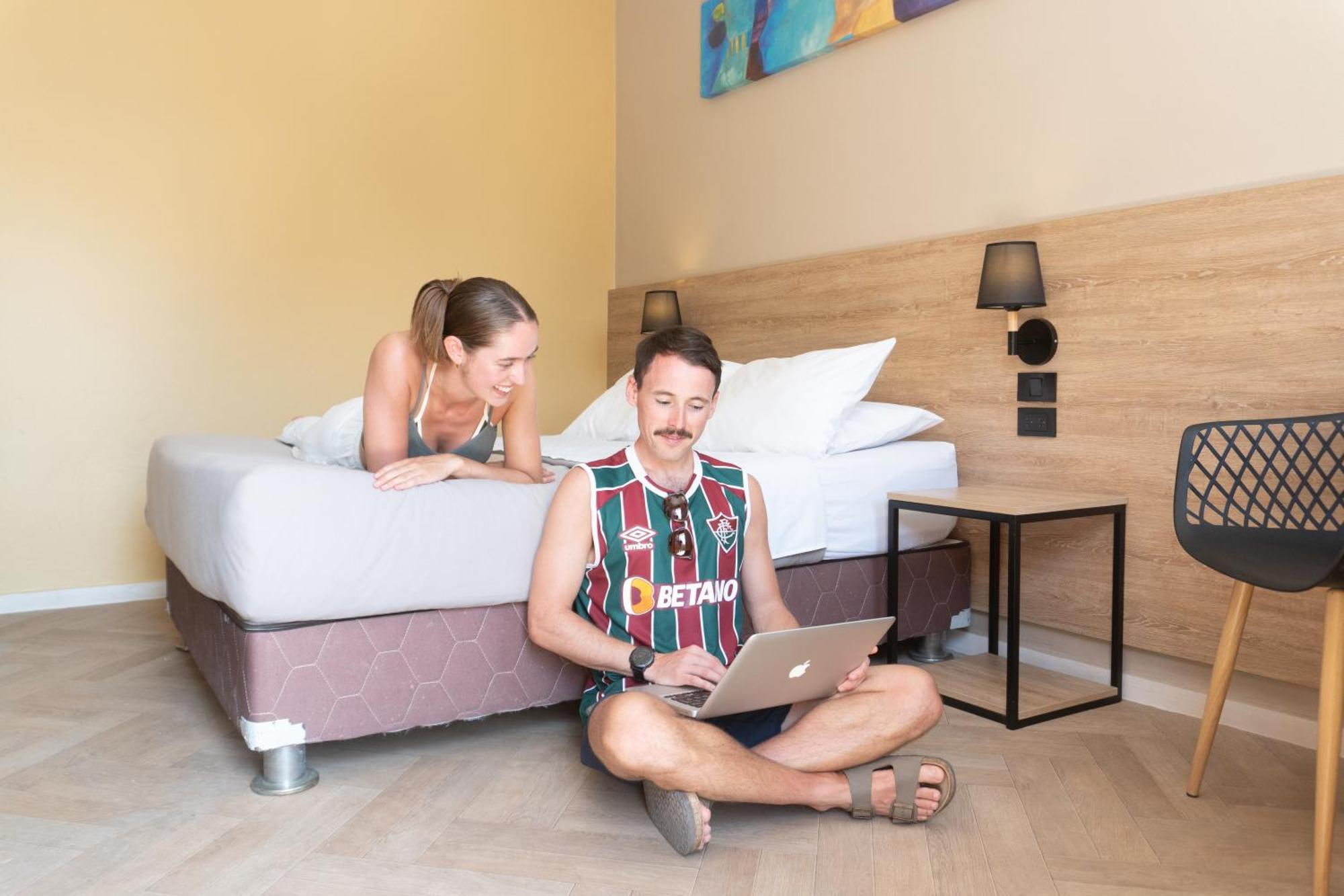 Wild Rover Huacachina Ica Ngoại thất bức ảnh