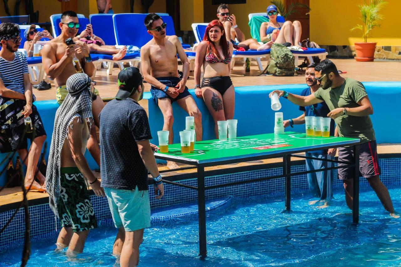 Wild Rover Huacachina Ica Ngoại thất bức ảnh